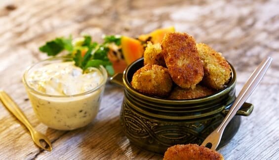 Panerte klippfiskkaker med remulade