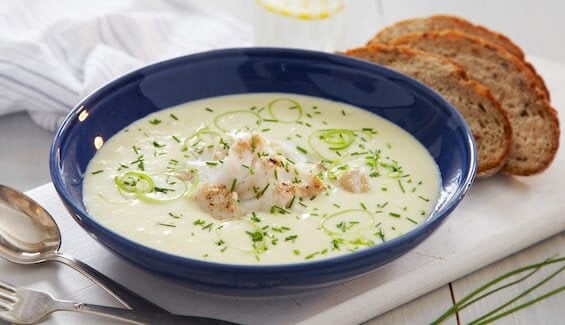 Ovnsbakt torsk med potet- og purresuppe