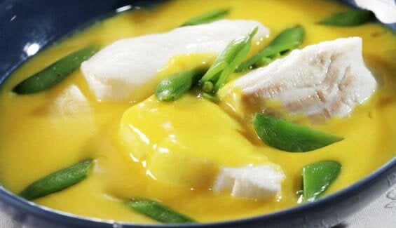 Hvitvinsdampet torsk med safransaus