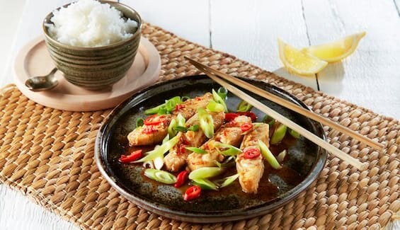 Steinbit med soya og chili