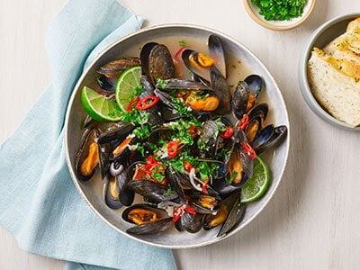 Dampede blåskjell med hvitløk og chili