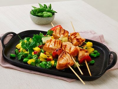 Laksespyd med mangosalat