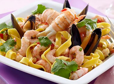 Pasta med skalldyr og chilidressing