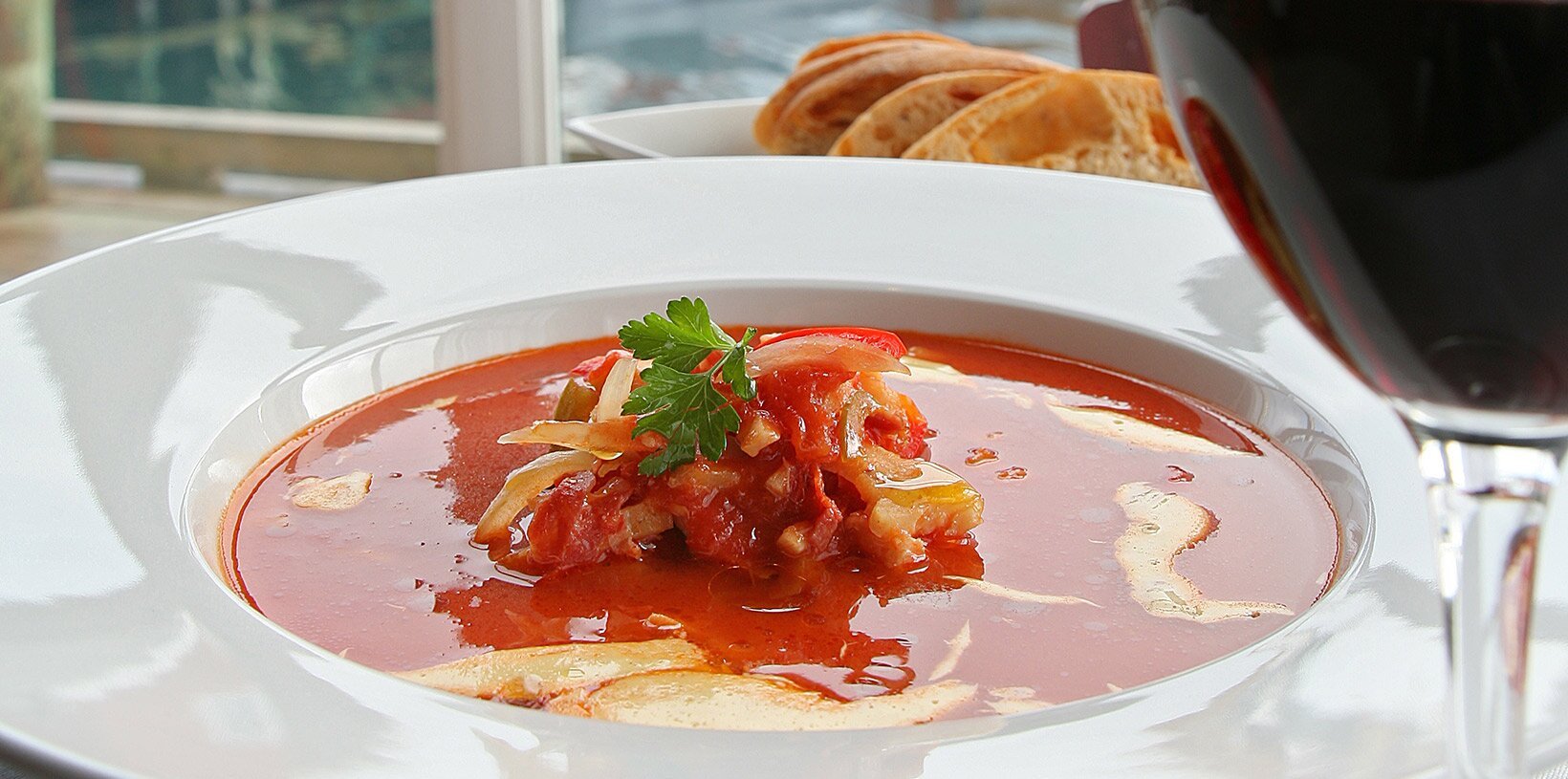 Suppe med tørrfisk, bacon og chorizo