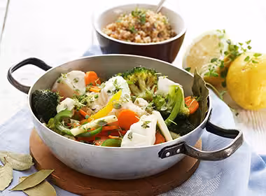 Gryte med torsk og grønnsaker