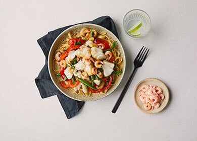 Wok med torsk og reker