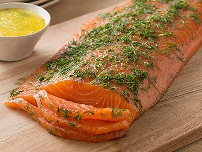 Gravlaks med sennepssaus