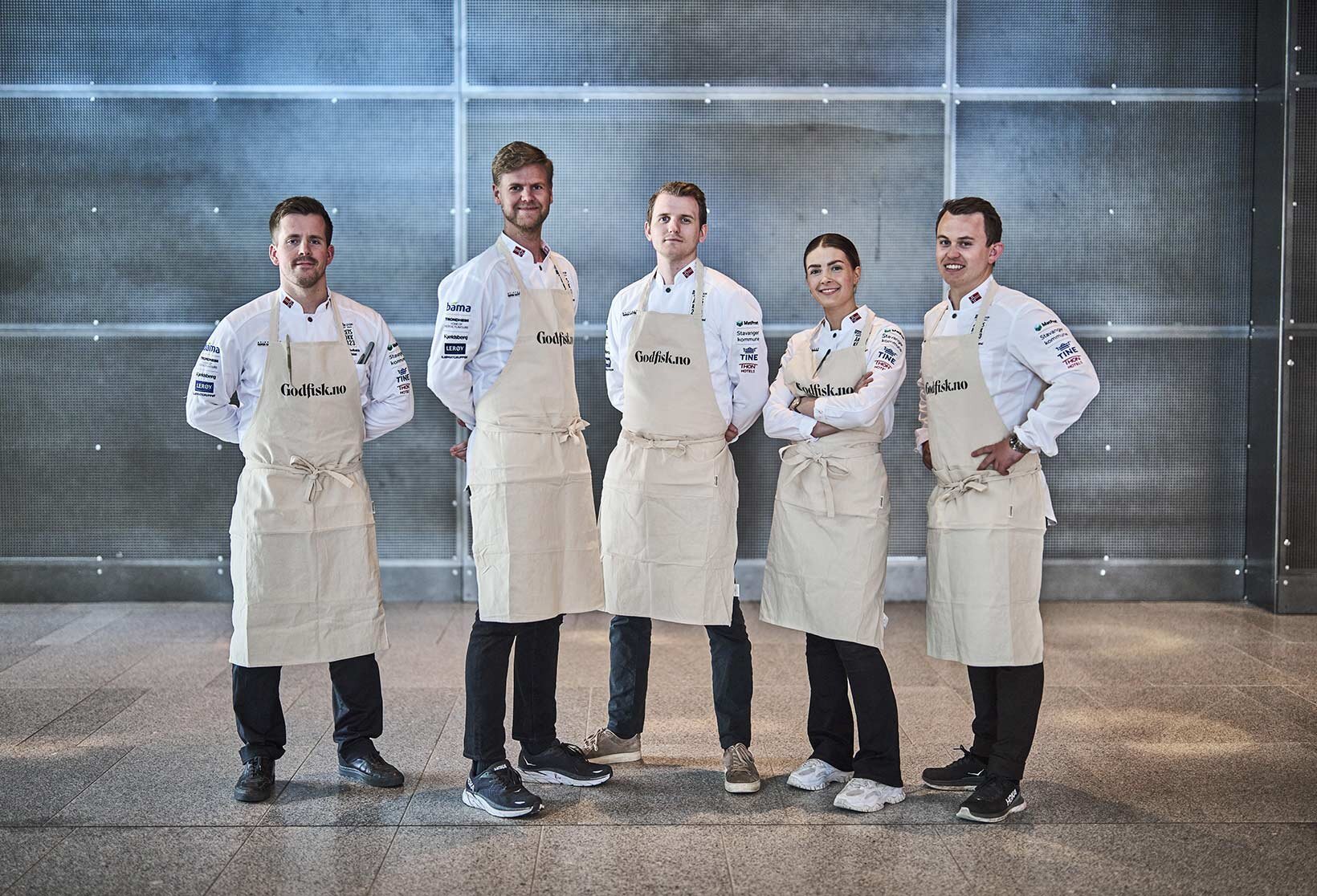 Konkurrentene i årets kokk linet opp