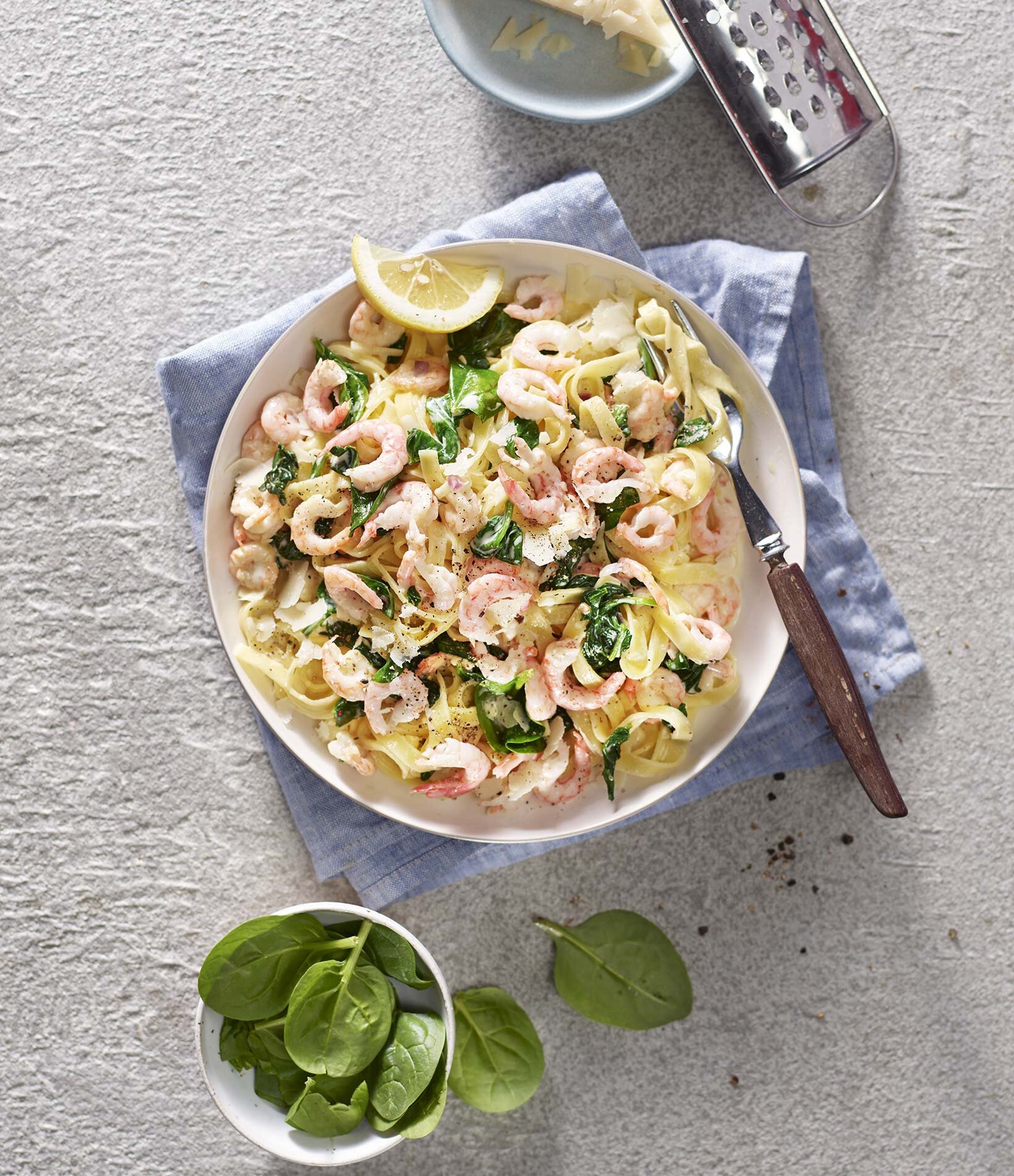 Pasta med reker og spinat