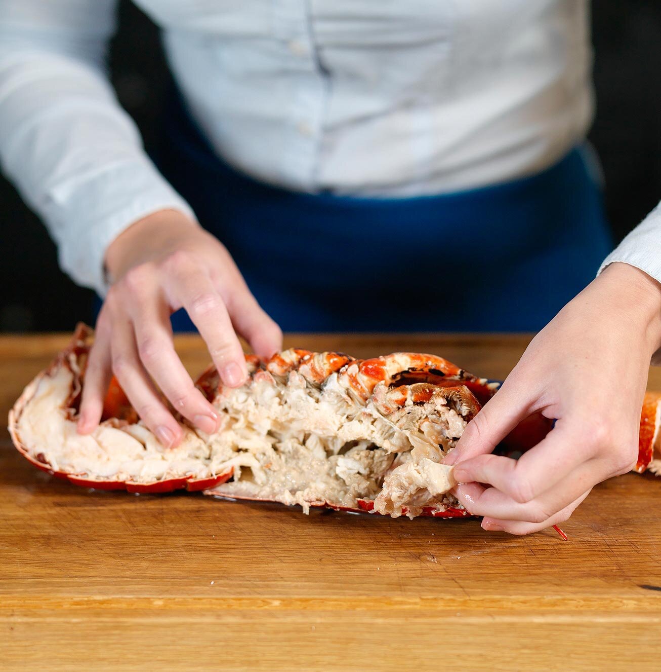 Fjerne magesekk til hummer